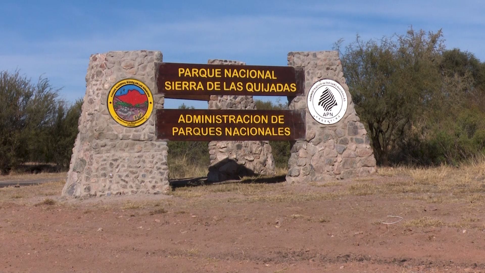 Por las altas temperaturas que se registran en casi todo el país, el Parque Nacional Sierra de las Quijadas, ubicado en la provincia de San Luis, permanecerá cerrado, como mínimo, hasta el próximo sábado. 