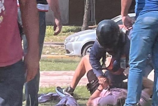 Un joven comerciante fue detenido en Formosa por hacerle un gesto al gobernador Gildo Insfrán