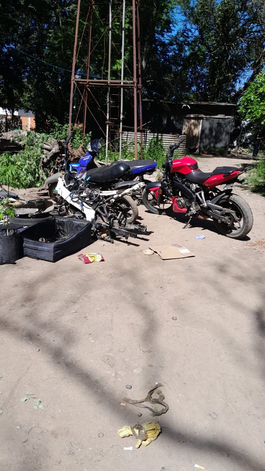 Qué encontraron en el aguantadero de una banda de motochorros acusada de cometer cuatro robos en cuatro días