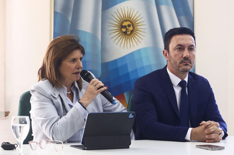 Patricia Bullrich y Luis Petri viajarán a Rosario este lunes