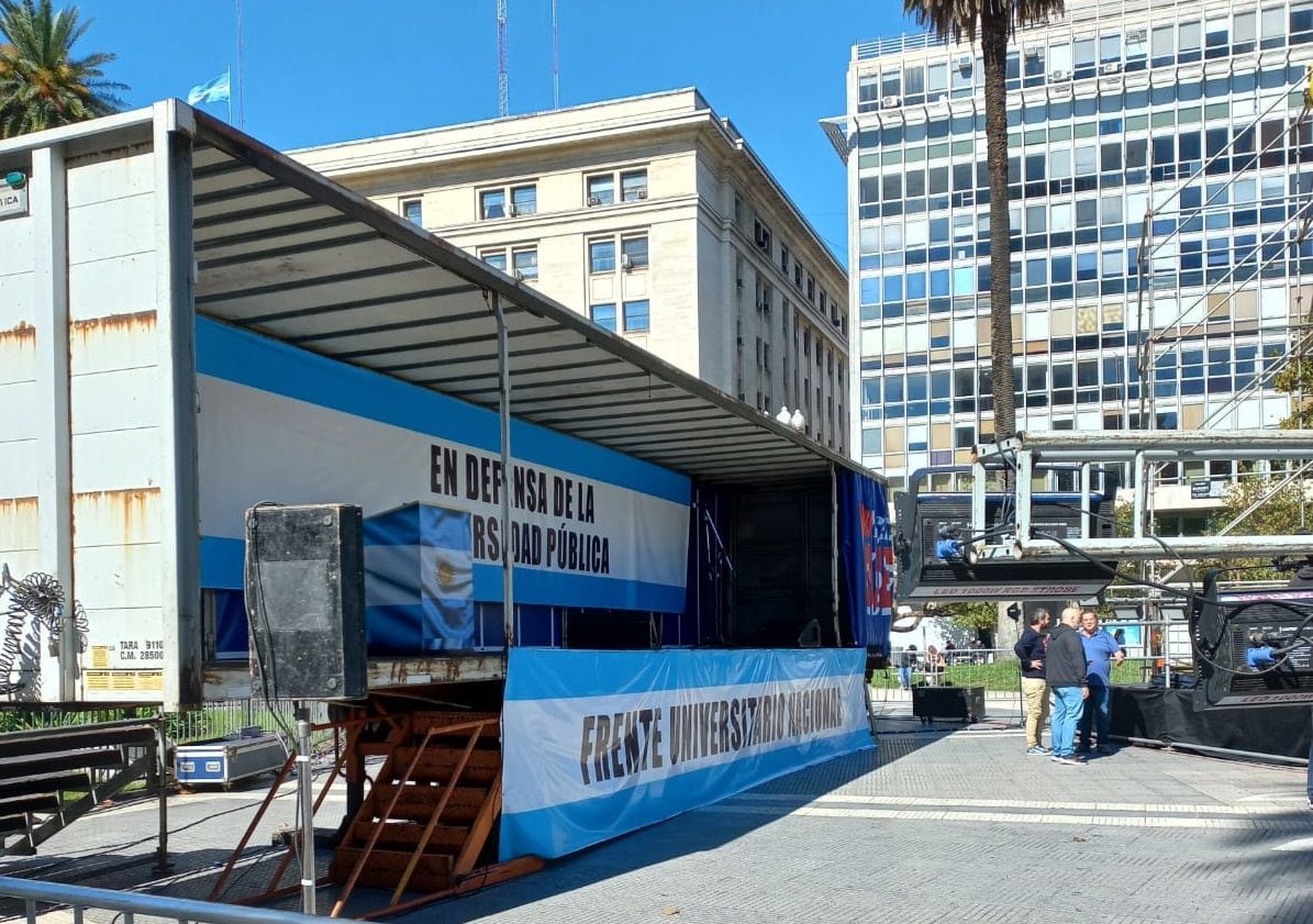 Así se prepara la plaza de mayo marcha universitaria