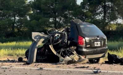 Choque frontal entre un auto y un camión (Foto: X)