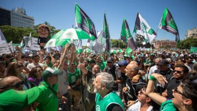 Photo of En abril crecerá la protesta sindical: se prevé una oleada de paros que incluirá al transporte, estatales, docentes y la CGT