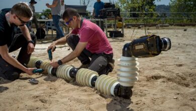 Photo of Este robot es una serpiente, busca vida en los océanos de Saturno y es de la Nasa