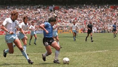 Photo of A 38 años del Gol del Siglo: qué fue de la vida de los 5 jugadores de Inglaterra que gambeteó Maradona