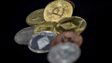 Photo of Bitcoin colapsa en el mercado de criptomonedas y cae por debajo de los 58.000 USD