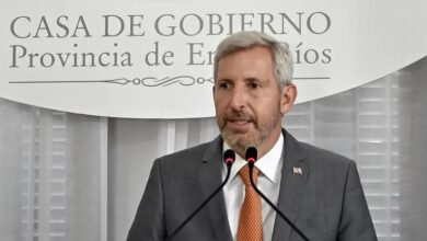 Photo of Rogelio Frigerio busca fondos para cancelar un vencimiento de deuda en dólares