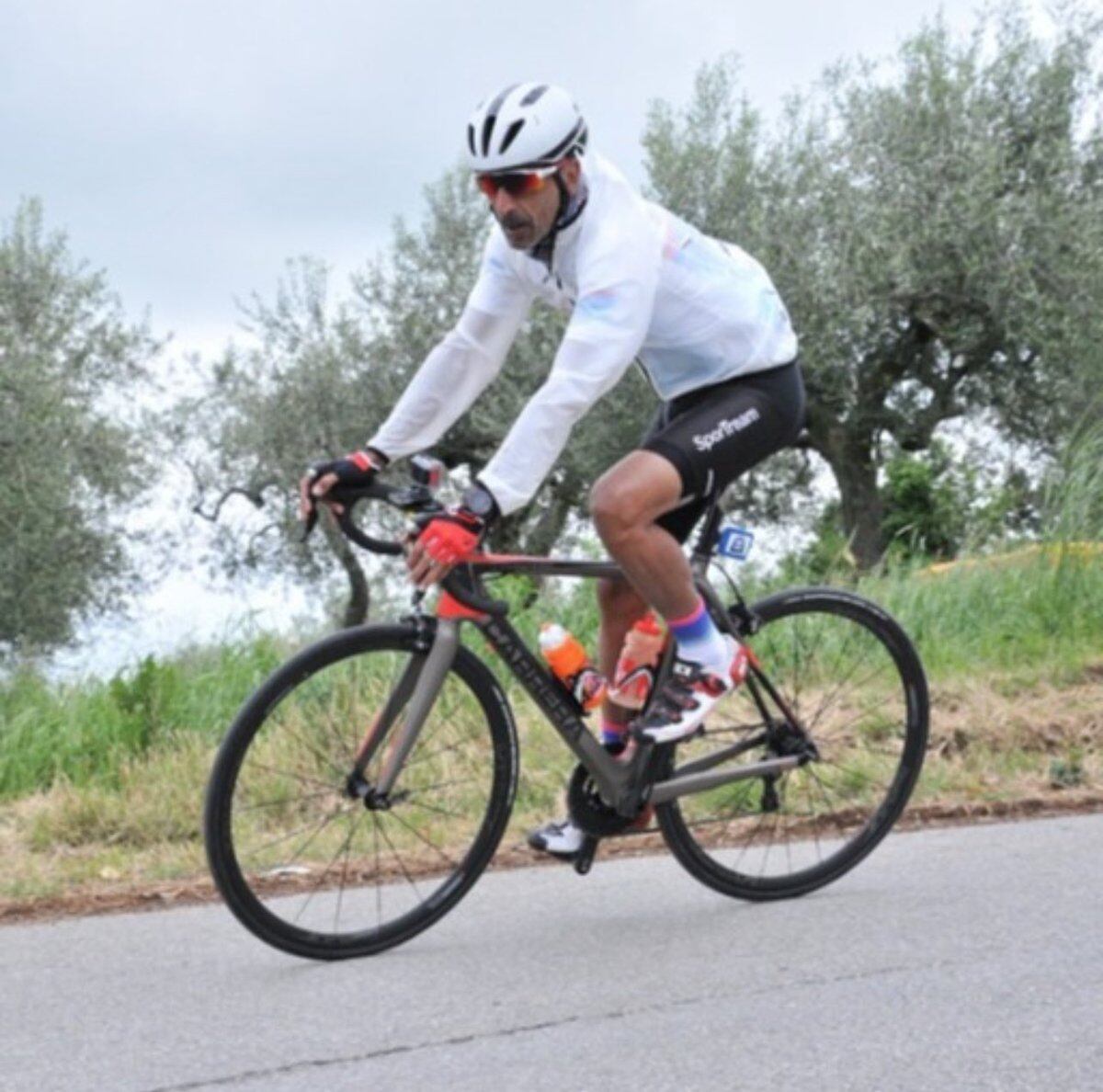 Murió un ciclista en el circuito KDT