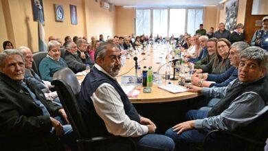 Photo of Los llamados del secretario de Trabajo a la CGT y la última apuesta del Gobierno para calmar el enojo sindical