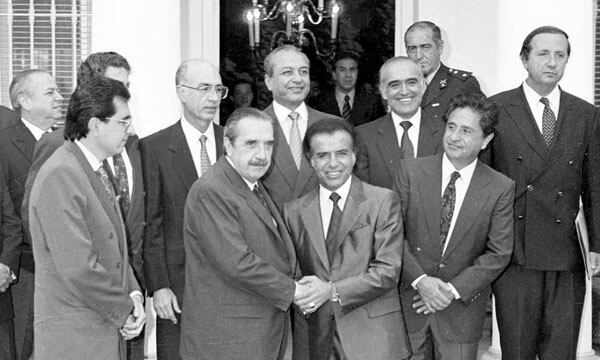 El "Pacto de Olivos" fue el origen de la reforma constitucional que cumple 30 años