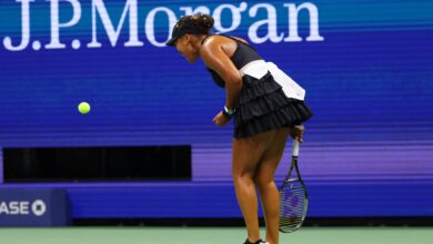 Photo of Los excéntricos looks de la tenista Naomi Osaka que causan impacto en el US Open: “Mi inspiración es sentirme una chica mágica en la pista”