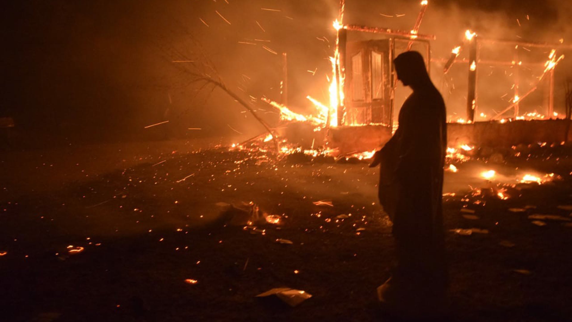 Virgen e inicio fuego en Córdoba