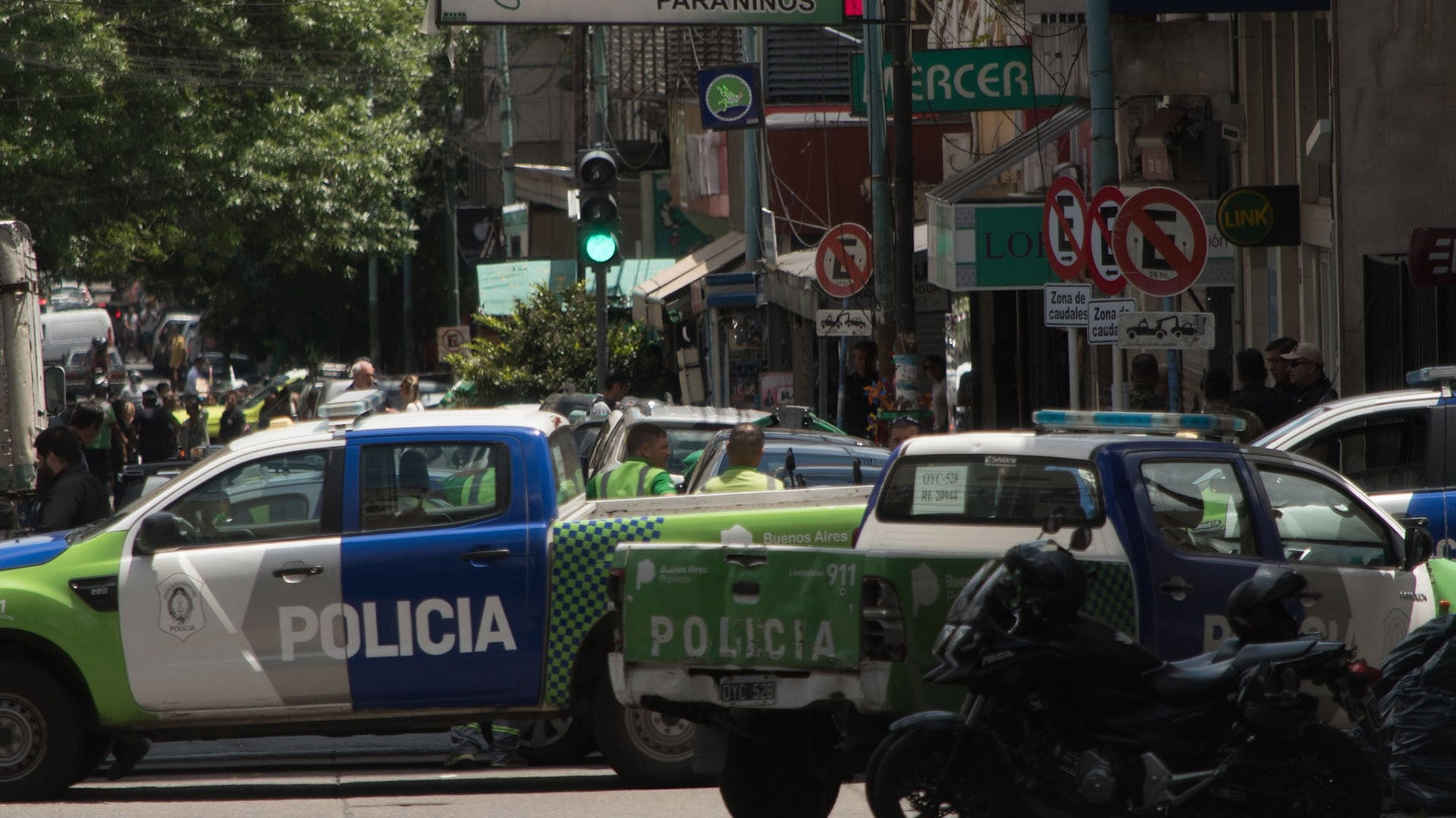 En su casa, la Policía incautó una pistola calibre 32 marca Colt y 35 dosis de cocaína, con un peso total de 9,12 gramos, además de elementos utilizados para el corte de la sustancia (Foto: Carlos Brigo/DDC)