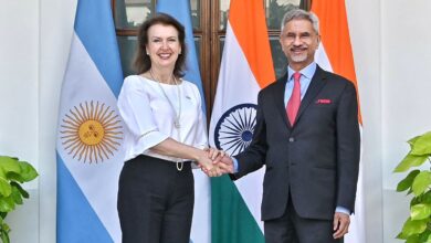 Photo of Mondino generó otra confusión diplomática: dijo que Argentina analizaba ingresar a los BRICS y luego dio marcha atrás